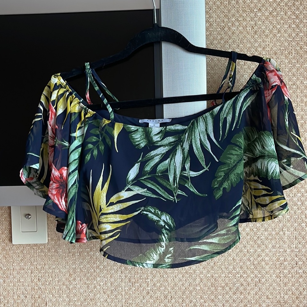 Floral top